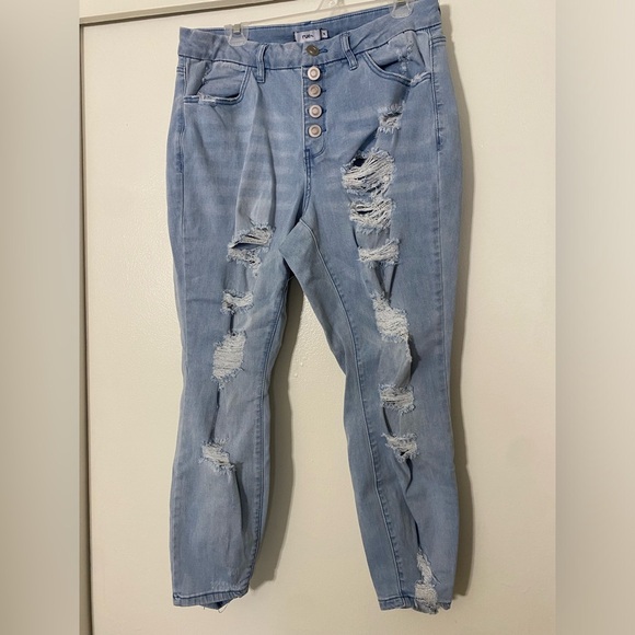 Rue21 Denim - Rue21 Size 16 High Rise Light Blue Skinny Jeans